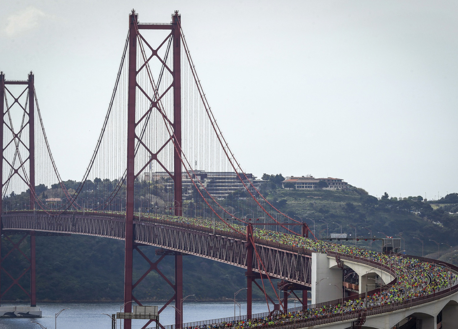 “Ponte 25 de Abril está esgotada, túnel entre Trafaria e Algés é fundamental”