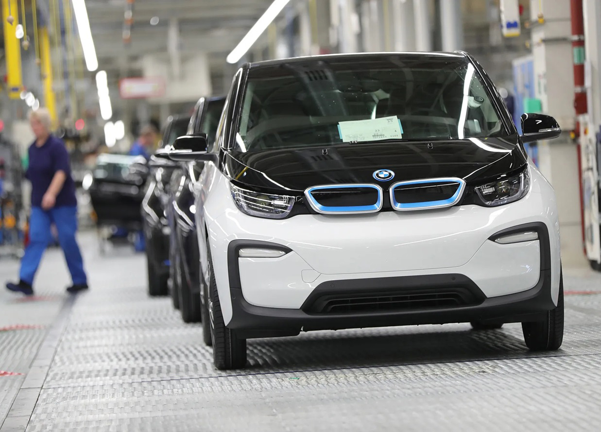 Como vender 300 milh&otilde;es em BMW num ano