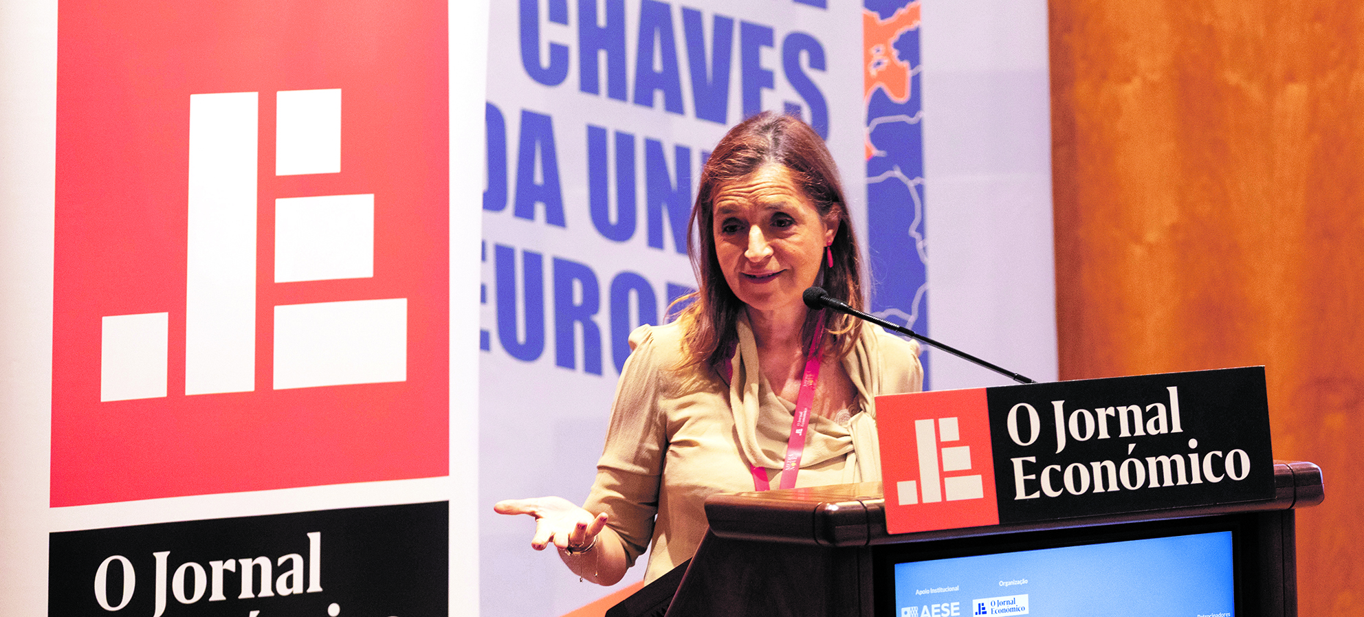 “A educação é o pilar que vai recuperar o elevador social”