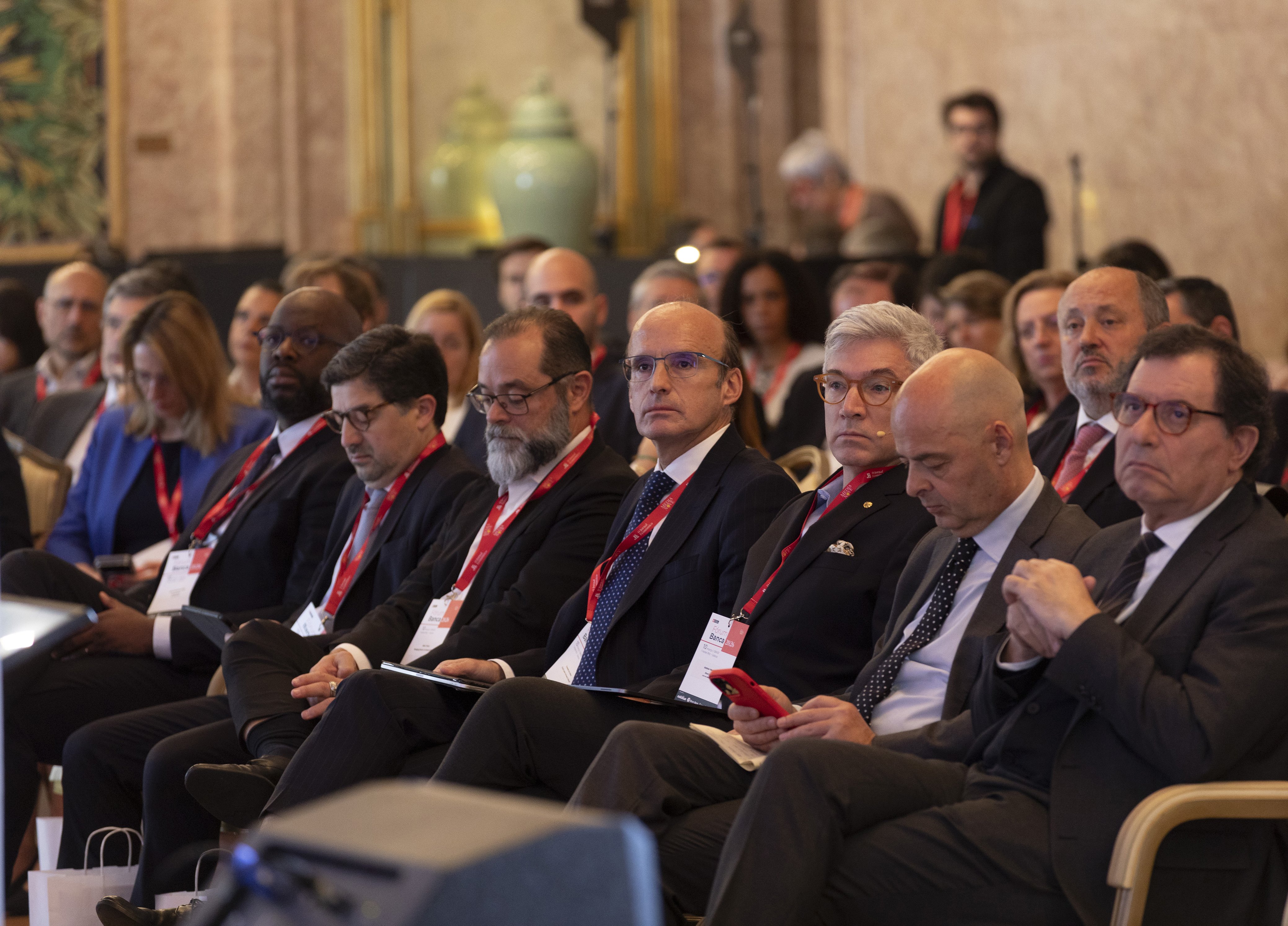 A tecnologia j&aacute; mudou a banca, mas &eacute; preciso govern&aacute;-la