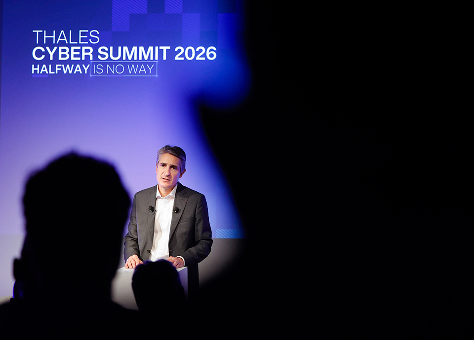Thales apresenta solu&ccedil;&otilde;es com IA, mas j&aacute; alerta para o perigo qu&acirc;ntico