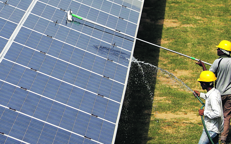 Maior central solar  de Portugal planeia investimento  de 400 milhões  para se tornar híbrida