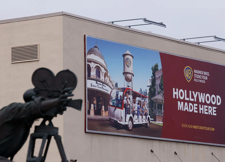 Fus&atilde;o Paramount  e Warner Bros cria gigante nos media