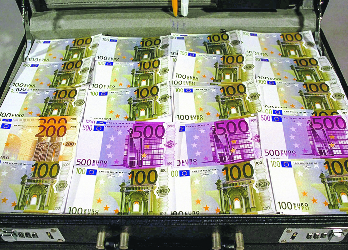 Estado vai encaixar mais 2,8 mil milhões de euros em impostos