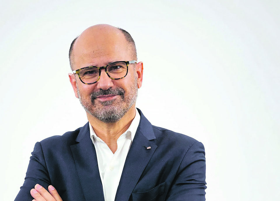 Entrar nos correios  e sair de uma empresa  de log&iacute;stica