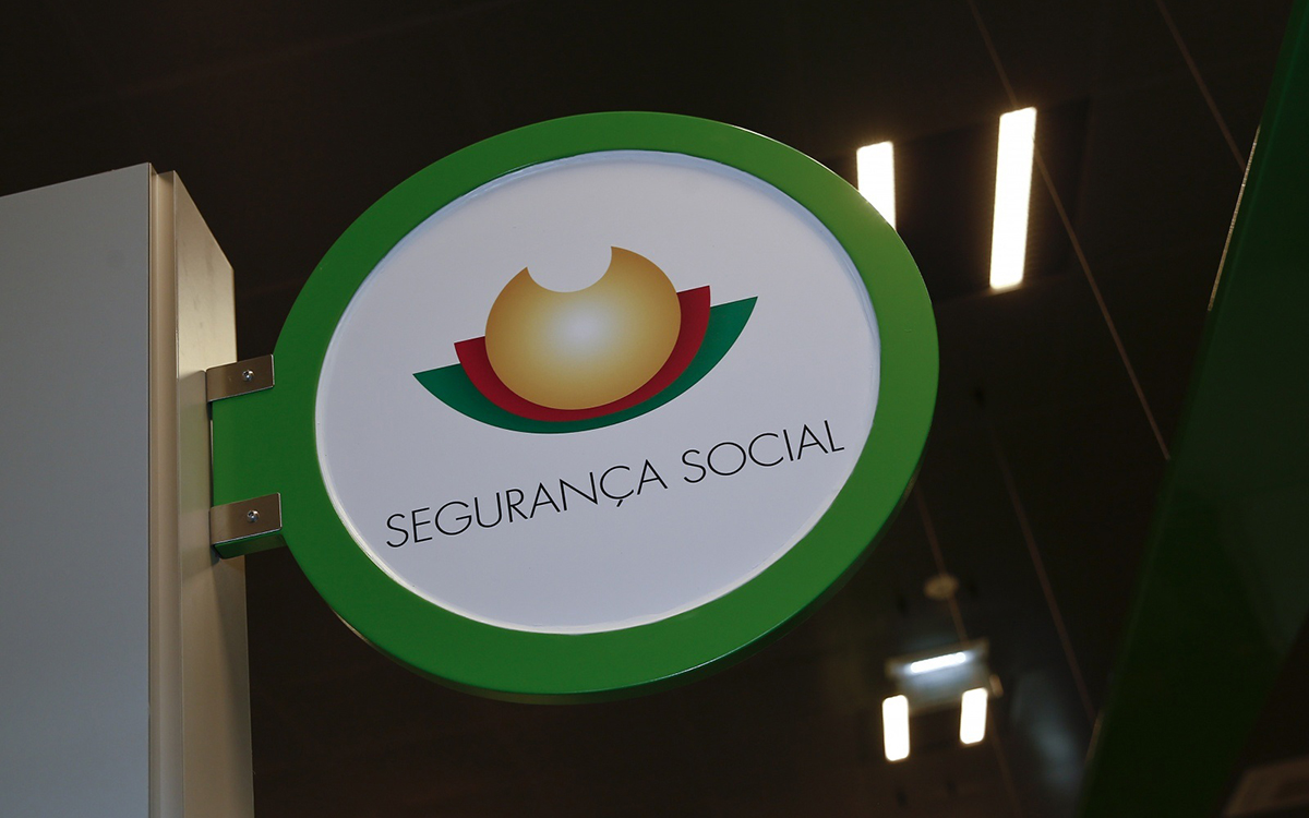 Saldo da Seguran&ccedil;a Social com revis&atilde;o em alta de 1,6 mil milh&otilde;es