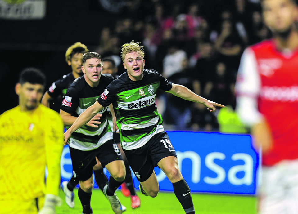 Sporting vence bicampeonato na venda de jogadores