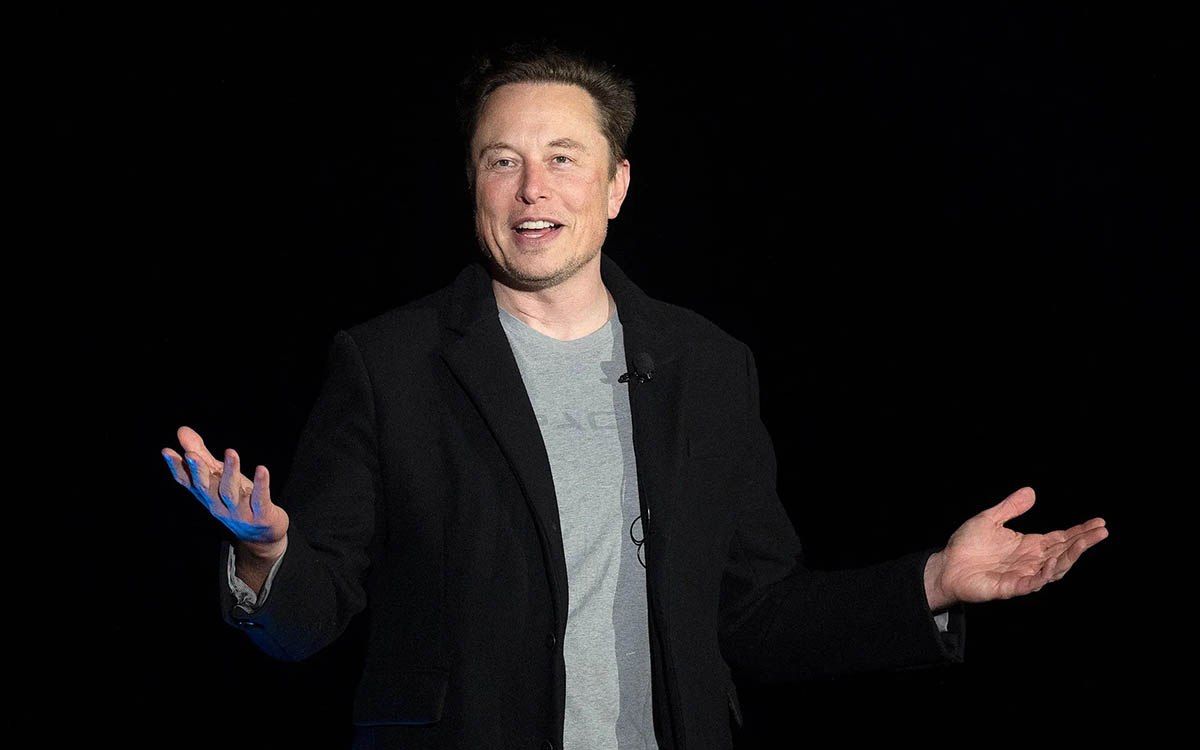 Musk bate Musk: Tesla e SpaceX discutem fus&atilde;o