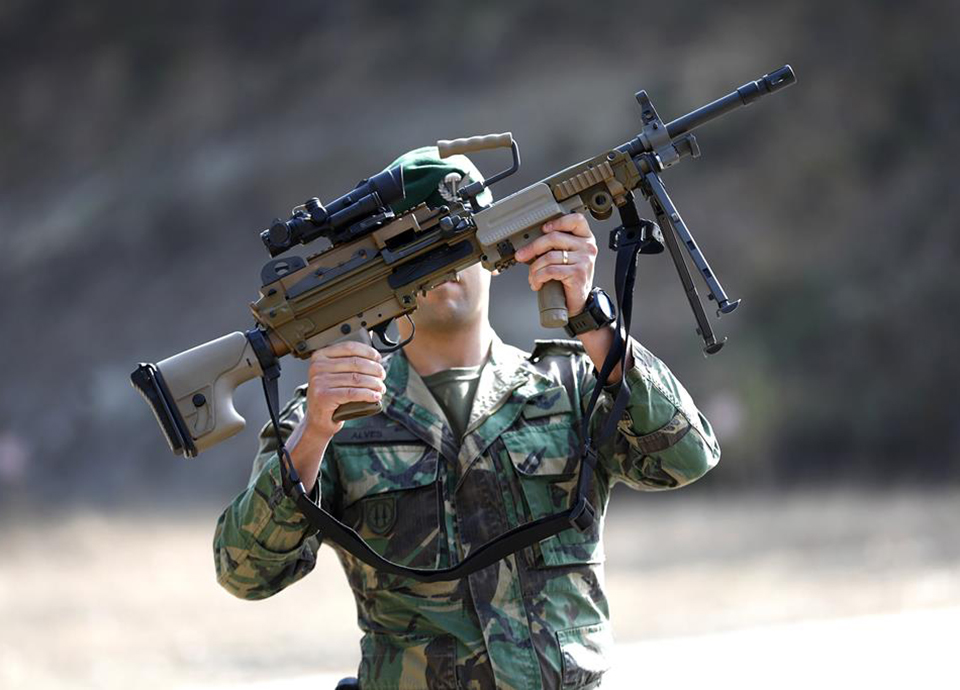 Faltam 760 mil trabalhadores  na indústria do armamento europeia