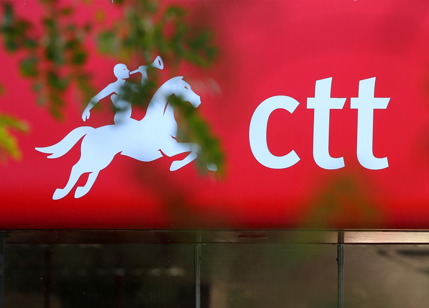 Negócio sobe, mas lucros dos CTT caíram 25,9% até março