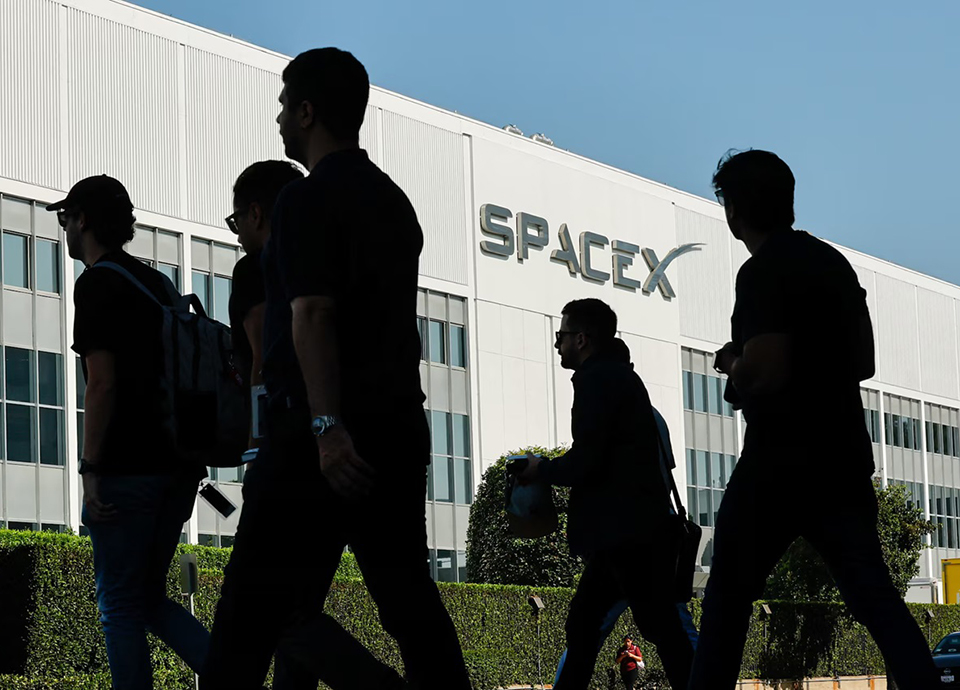 SpaceX entra no top 5 das empresas mais valiosas