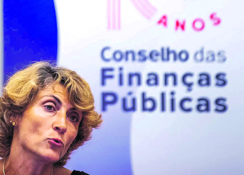 CFP diz que excedente  não bate certo e peca na transparência