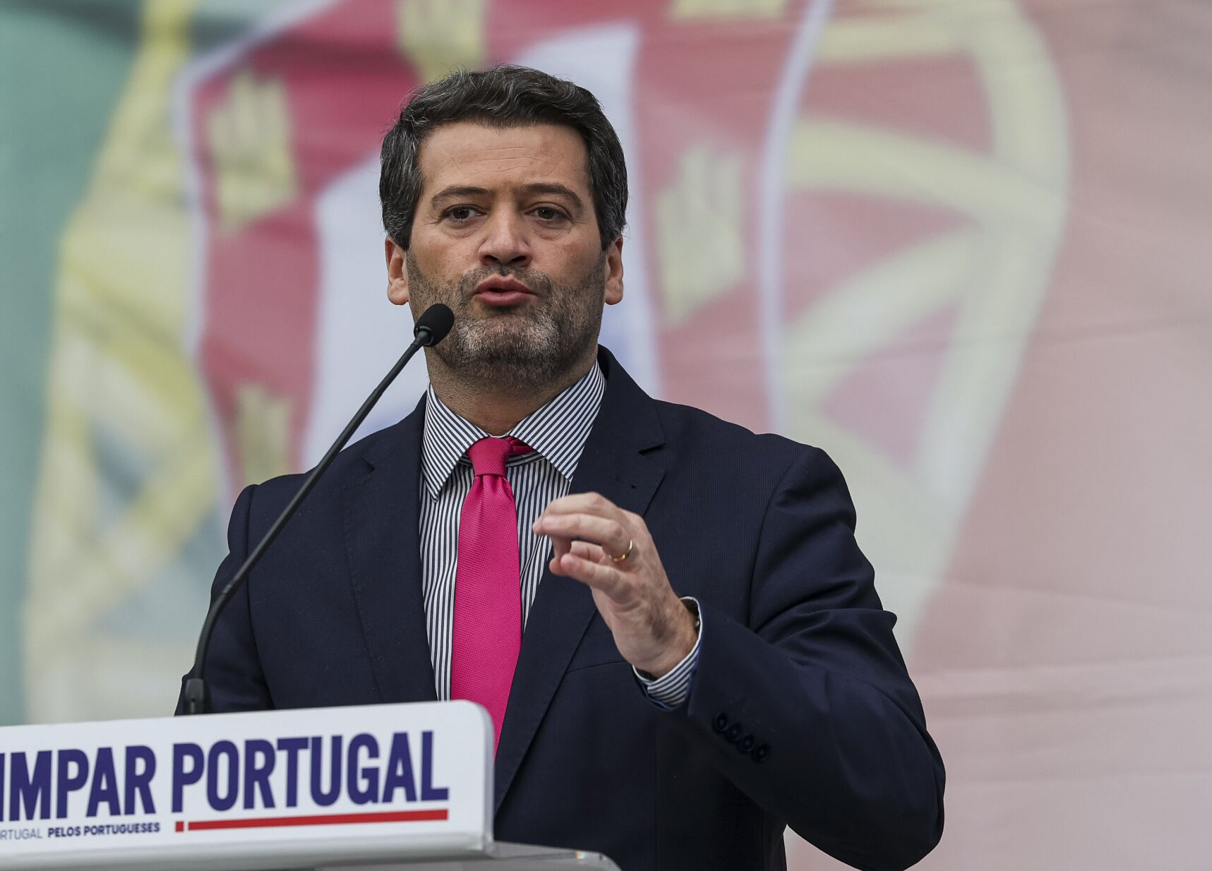Ventura tenta “golpe de sorte” à imagem de Jean-Marie Le Pen