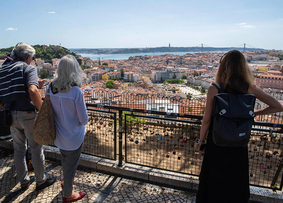 Referendo ao AL pode custar 38 milhões em taxa turística a Lisboa