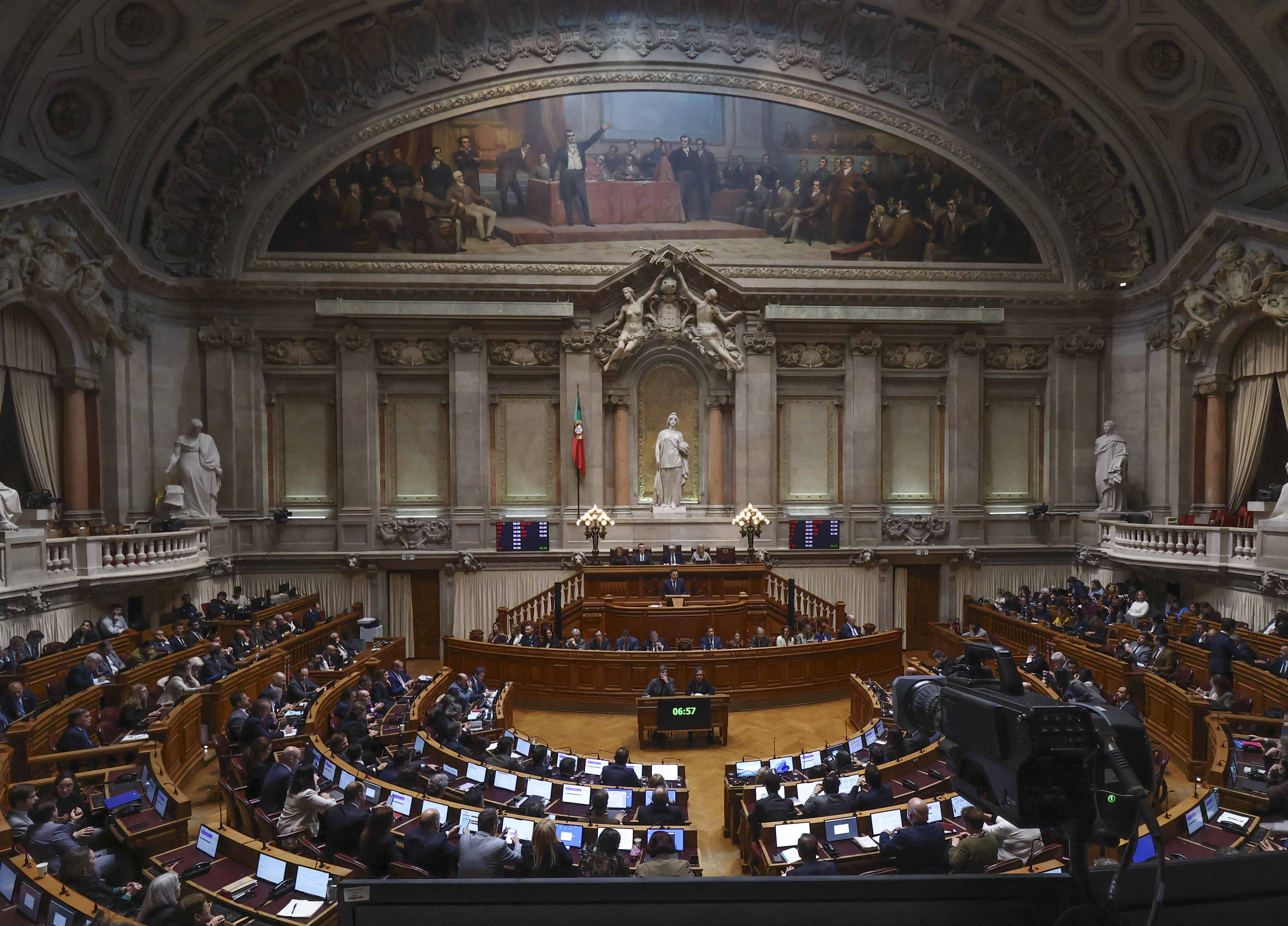 Economistas afastam receios da UTAO nos reembolsos da d&iacute;vida