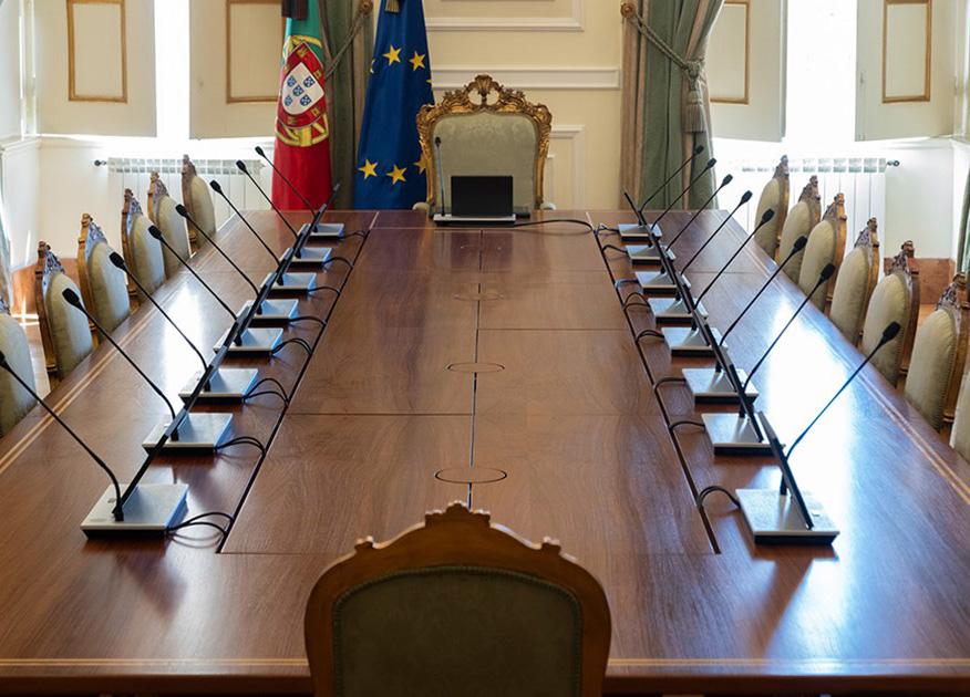 Seguro nomeia antigos ministros  e professores universit&aacute;rios