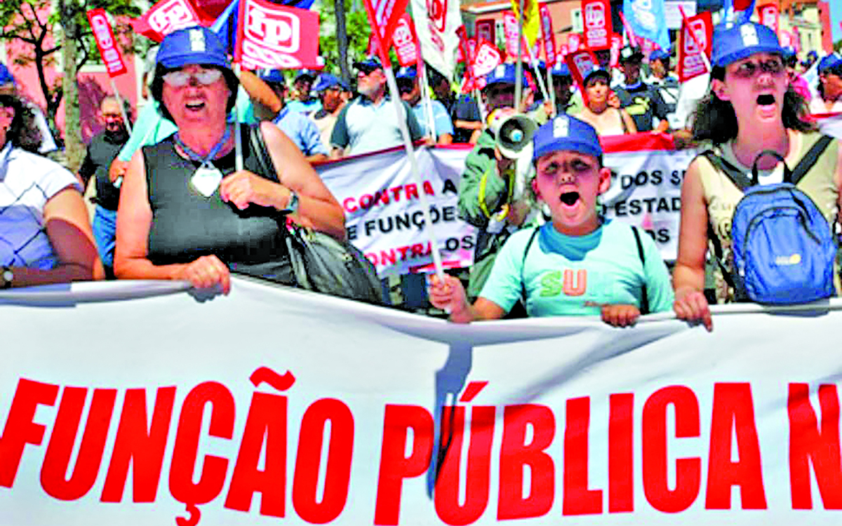 Aumentos de 2,3% na fun&ccedil;&atilde;o p&uacute;blica fazem crescer massa salarial em 948 milh&otilde;es