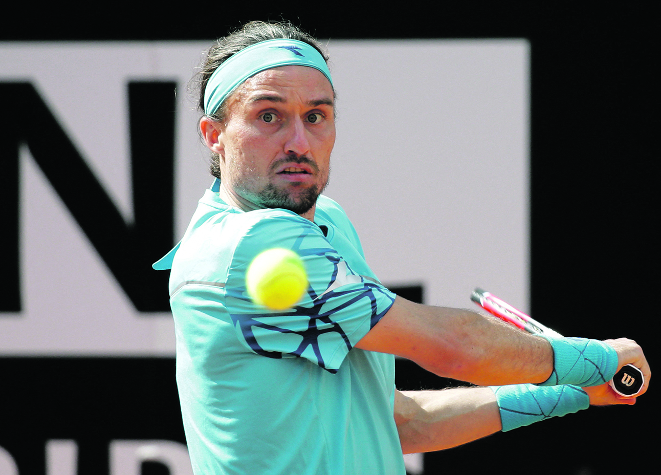 O ténis, e as vitórias frente a Nadal, prepararam Alexandr para a guerra