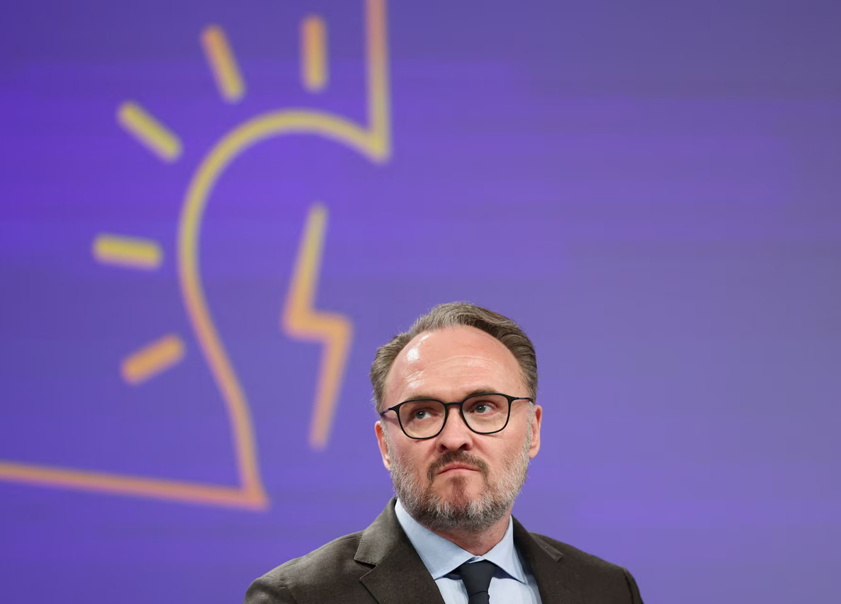 Bruxelas  ativa plano  de emerg&ecirc;ncia energ&eacute;tica. Quer vales, subs&iacute;dios e menos impostos