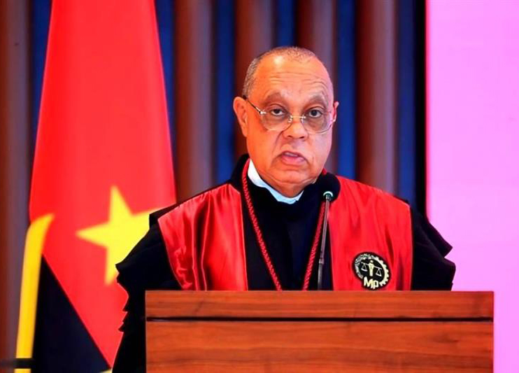 Angola pede a Chipre para bloquear 92 milh&otilde;es