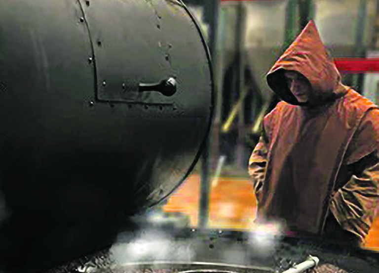 Monges carmelitas financiam novo mosteiro com caf&eacute; m&iacute;stico