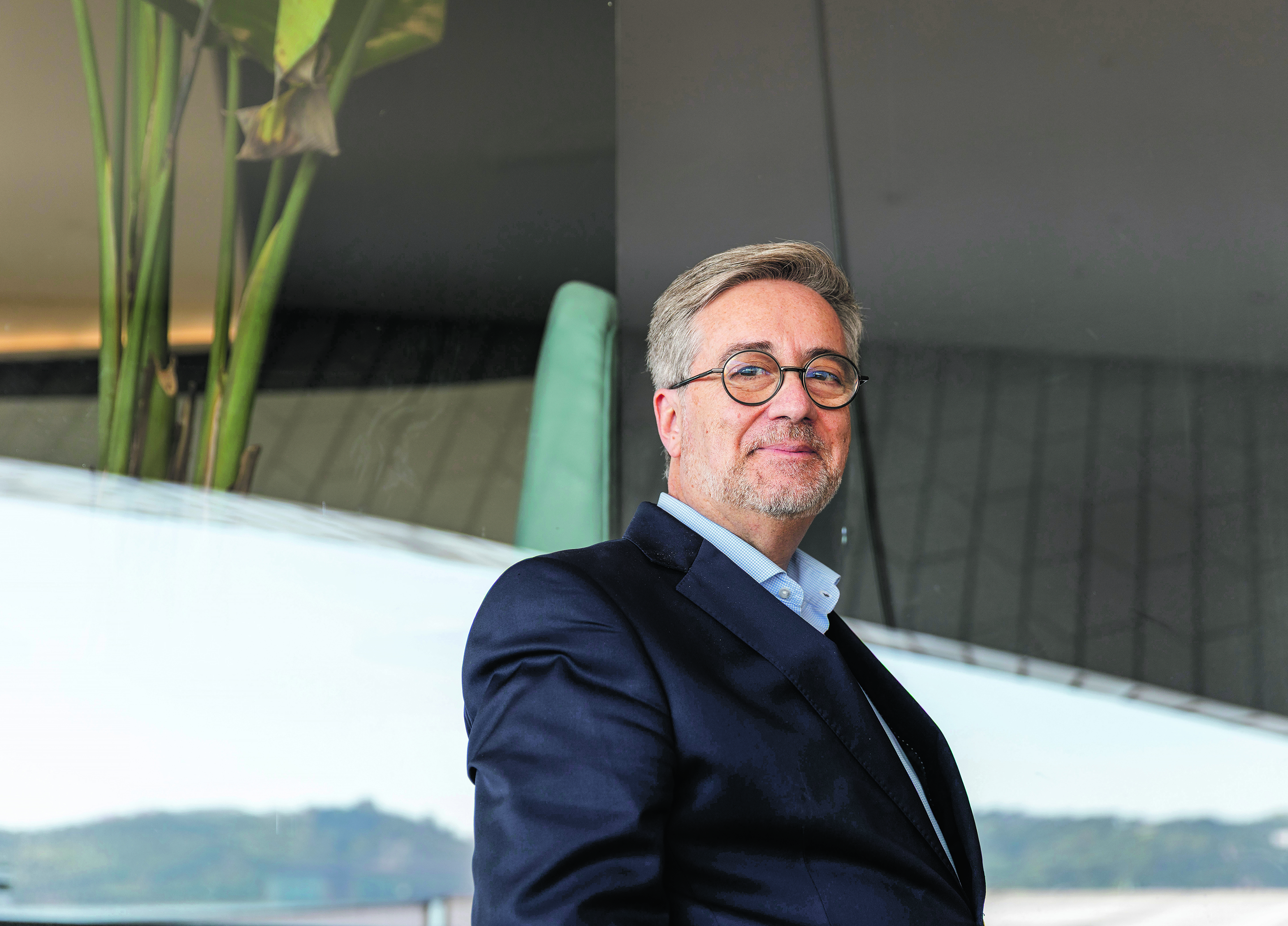 David Azevedo Lopes : &ldquo;Recomendo Saramago e  M&aacute;rio de Carvalho. Mas preocupa-me mais cidades no interior sem livrarias&rdquo;