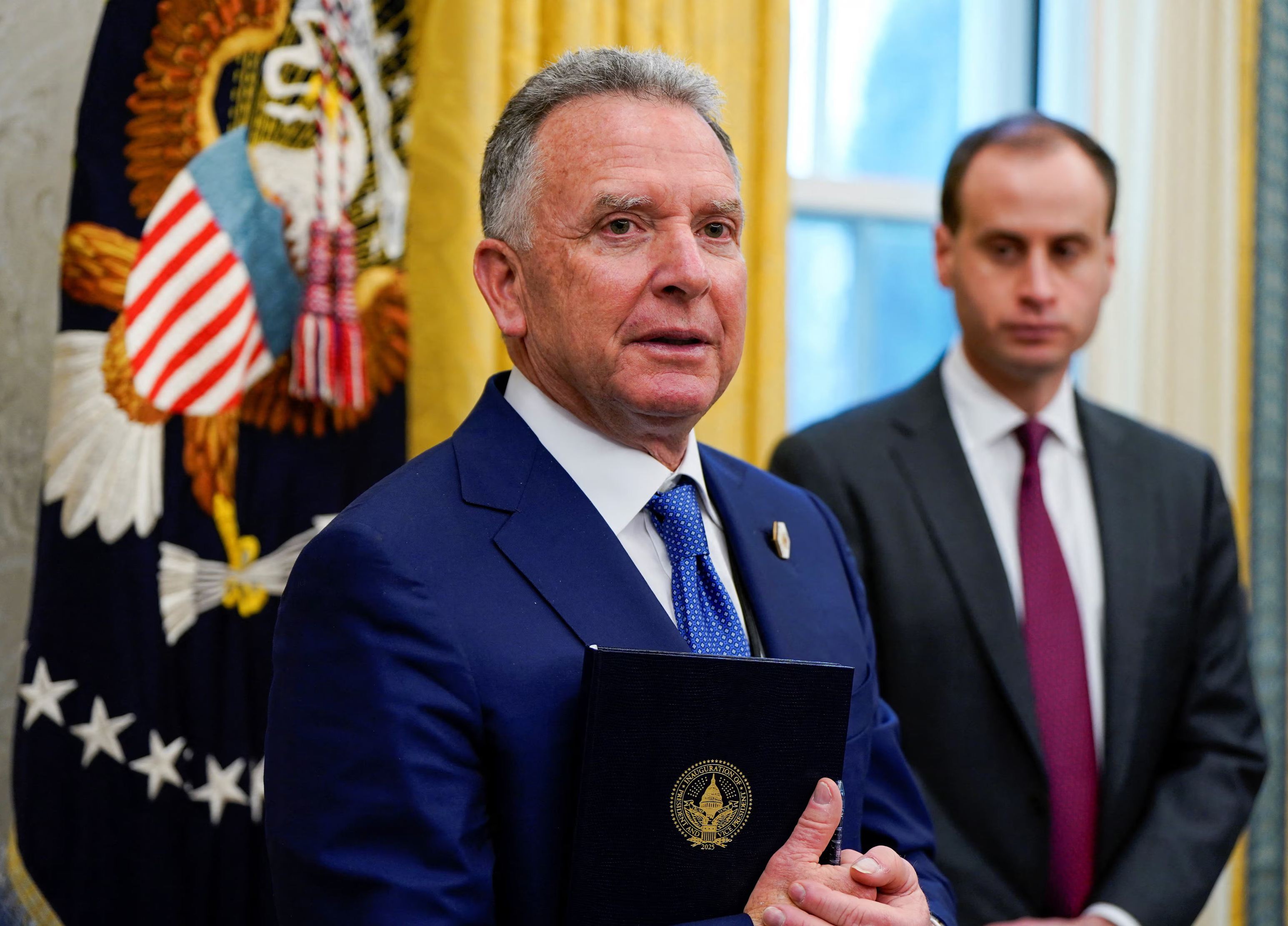 Ucrânia assegura nova linha do FMI com 8,2 mil milhões