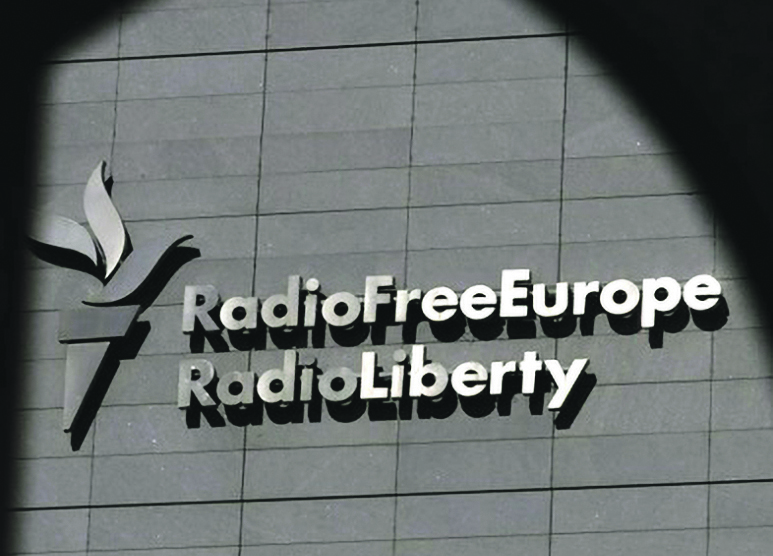 Justiça protege Radio Free Europe e obriga Trump a recuar nos cortes