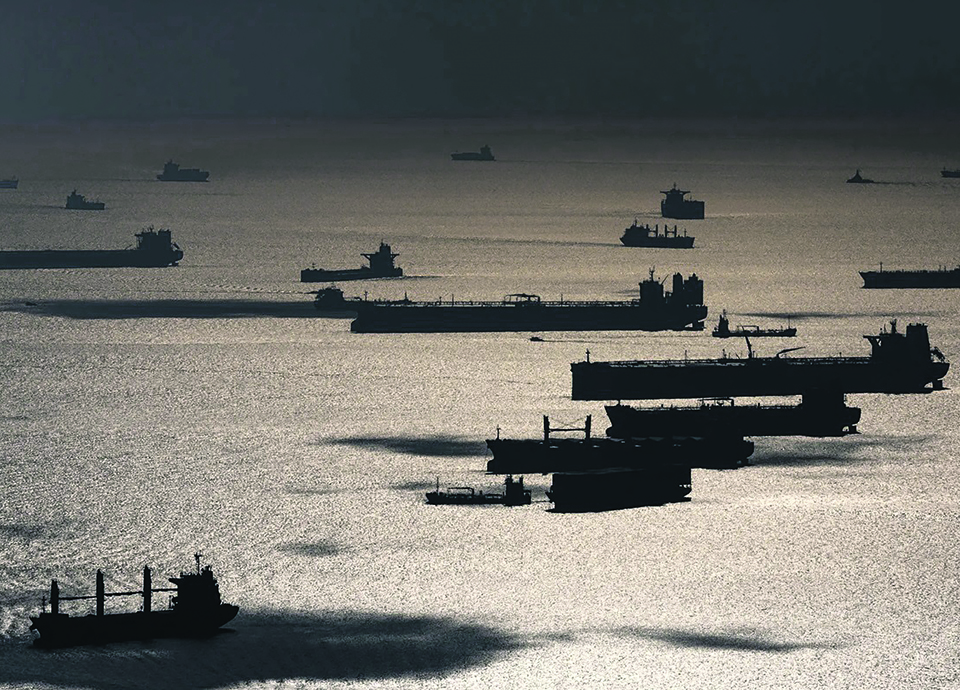 Portugu&ecirc;s Waze dos oceanos com poder para detetar petroleiros-fantasma russos