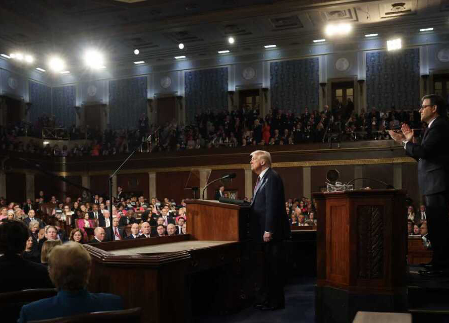 Um pa&iacute;s &agrave; espera de novembro
