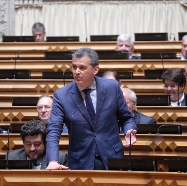 PS volta a propor Filipe Neto Brand&atilde;o para Conselho Superior de Informa&ccedil;&otilde;es e Francisco C&eacute;sar para o da Defesa