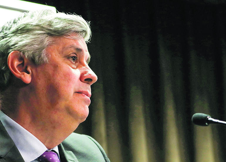 Centeno critica bancos por juros baixos nos depósitos