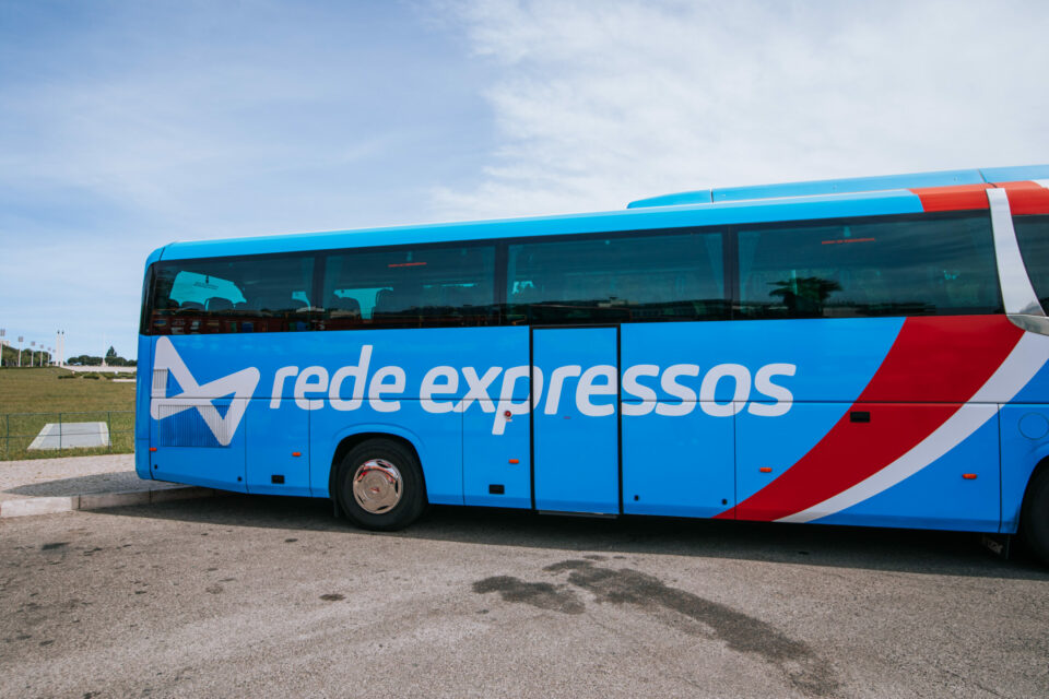 Rede Expressos vai investir 15 milhões de euros na aquisição de 48 autocarros