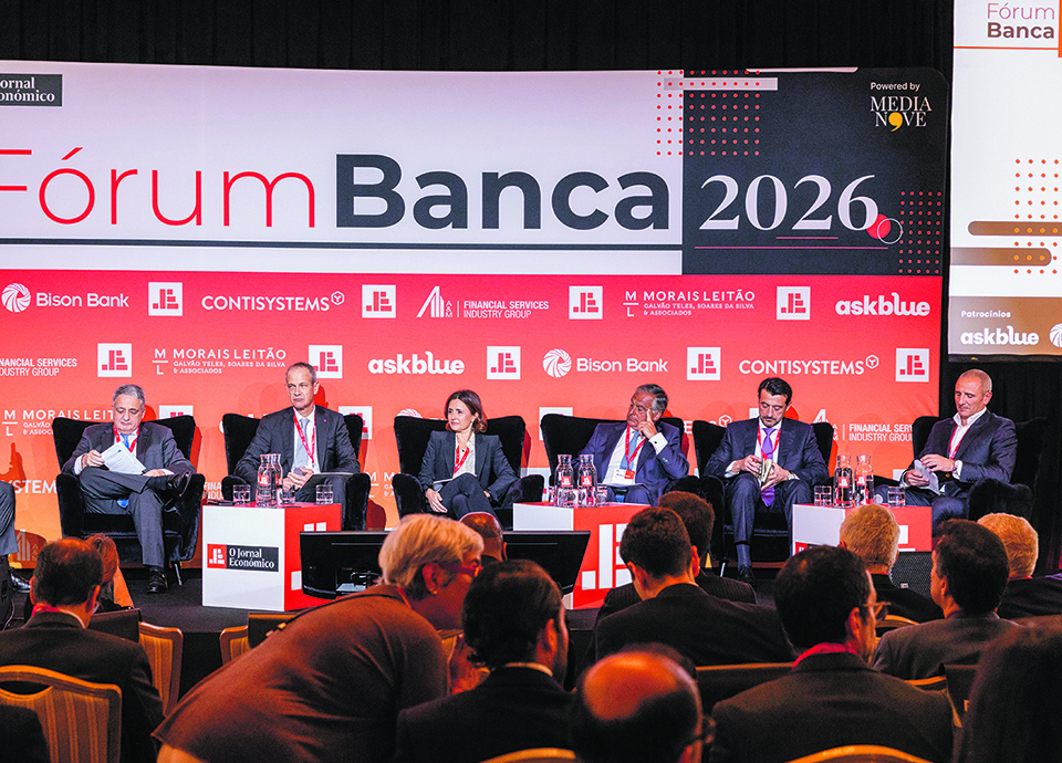 Banca perde rentabilidade  e afasta bancos pequenos do topo