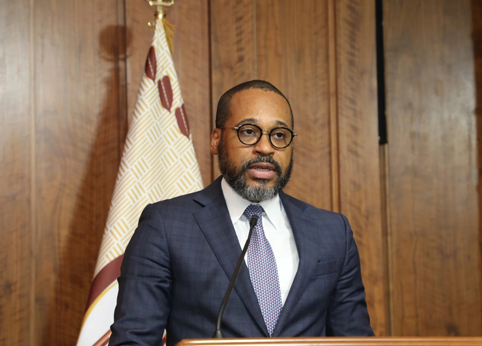 Angola dá mais um passo para sair da “lista cinzenta”