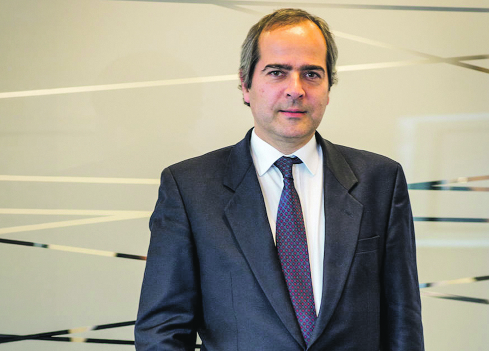 Patris lucra mais 42%  e quer ir &agrave;s compras