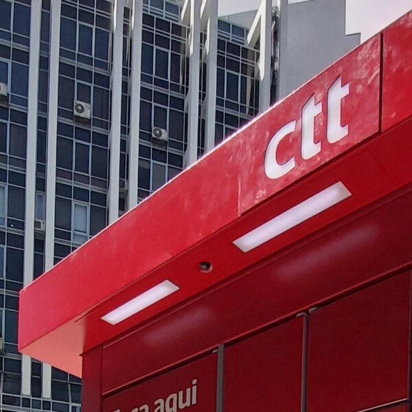 CTT encaixa 64 milh&otilde;es na joint venture com a DHL Ecommerce