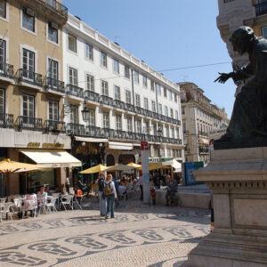 Comprar uma casa na rua mais cara de Portugal tem um preço médio de 4,4 milhões de euros