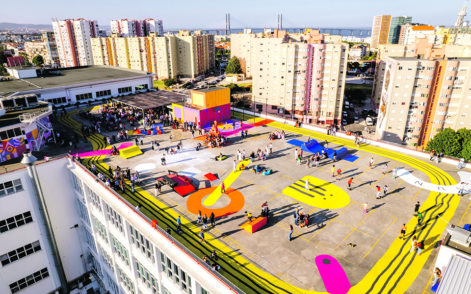 Comunidade  e negócios andam juntos no colorido ‘rooftop’ dos Olivais