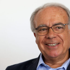 Duas ministras da Saúde do PS dão a cara contra a reforma laboral juntamente com Carvalho da Silva
