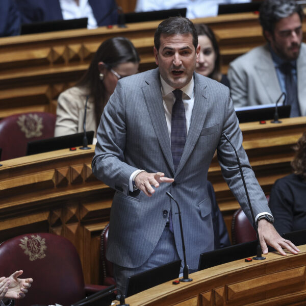 PSD prop&otilde;e deputados Paulo Lopes Marcelo para Conselho Superior de Informa&ccedil;&otilde;es e Bruno Ventura para o da Defesa