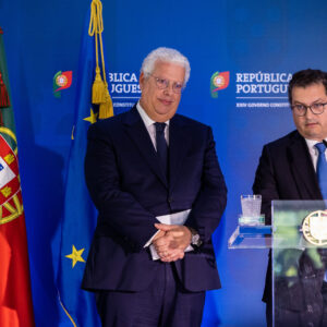 Tarifas: Governo leva plano de apoio a Conselho de Ministros com empresários a pedirem rapidez
