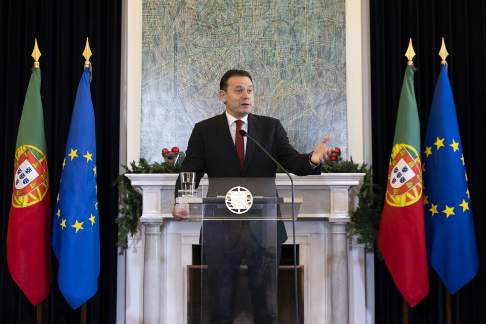 Governo: Montenegro anuncia mais 1.500 polícias e proposta de revisão da lei da nacionalidade