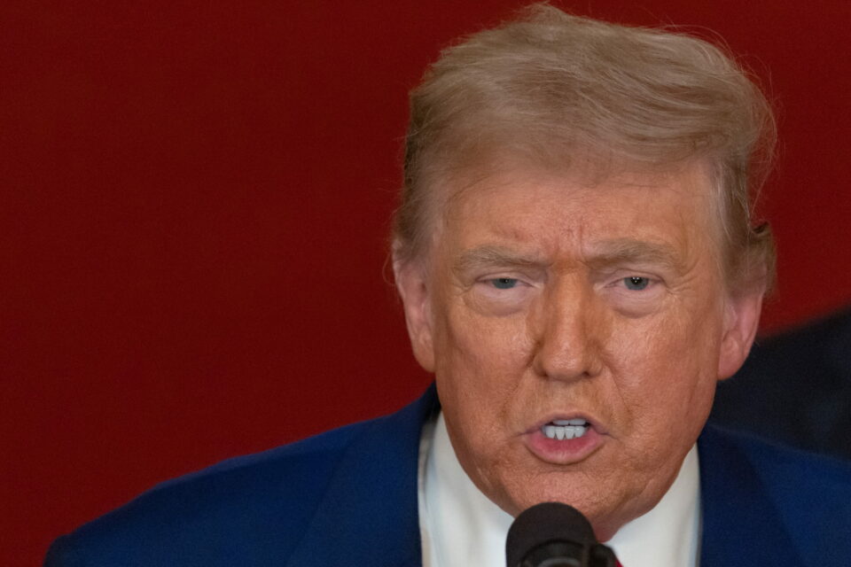 NATO compromete-se com Donald Trump: gastar mais em armas americanas