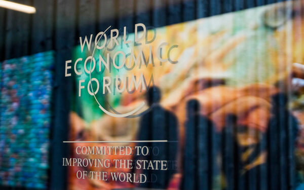 Davos: Von der Leyen, Li Qiang e Zelensky marcam primeiro dia ‘a sério’