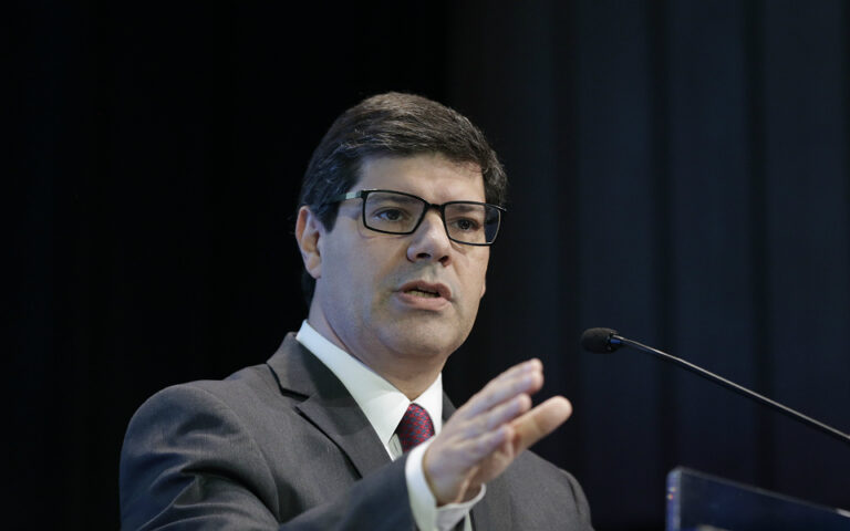 OE2027: "Governo prev&ecirc; para pr&oacute;ximo ano uma infla&ccedil;&atilde;o m&eacute;dia equivalente &agrave; de 2026", diz PS