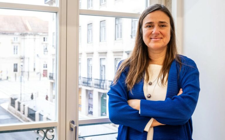 Lisboa tem terrenos vazios com capacidade para construir 30 mil casas. "É escandaloso", diz Filipa Roseta