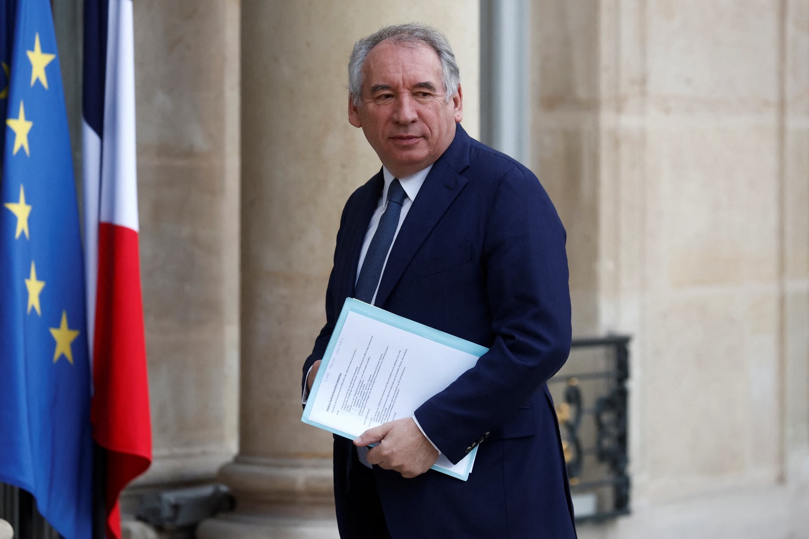 François Bayrou: estabilidade é o grande desafio do novo primeiro-ministro de França