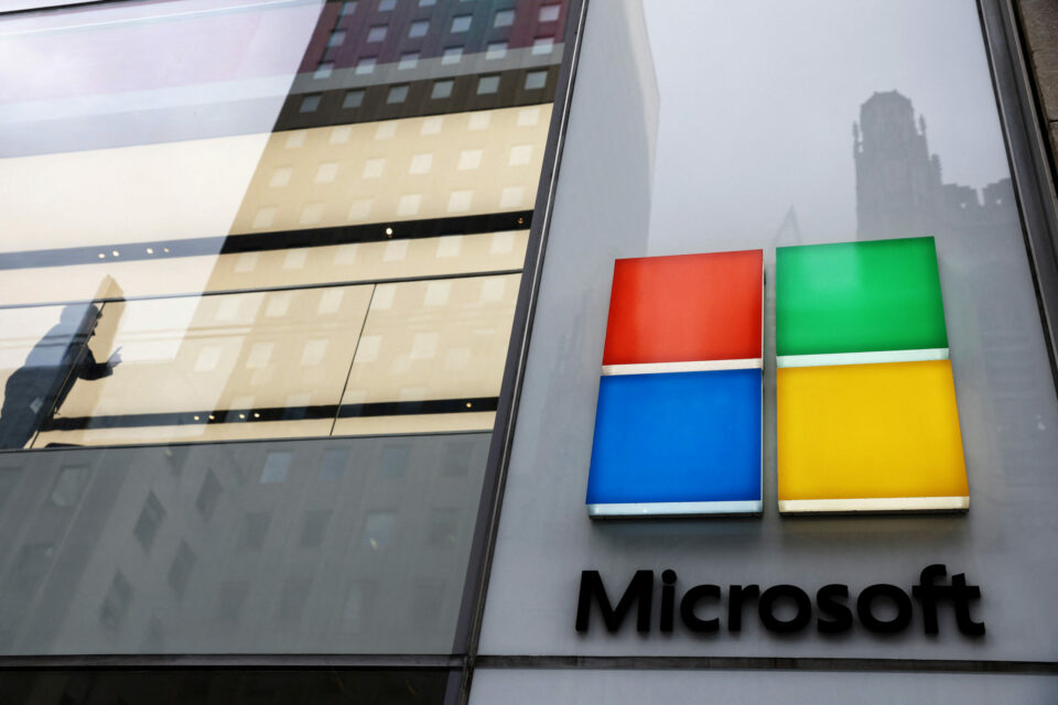 Microsoft corta 4.800 postos de trabalho e divis&atilde;o Xbox &eacute; a mais afetada