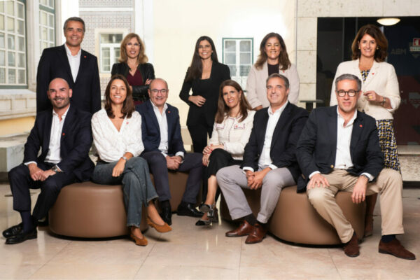 Sandra Alvarez lidera associa&ccedil;&atilde;o dos antigos alunos do ISEG